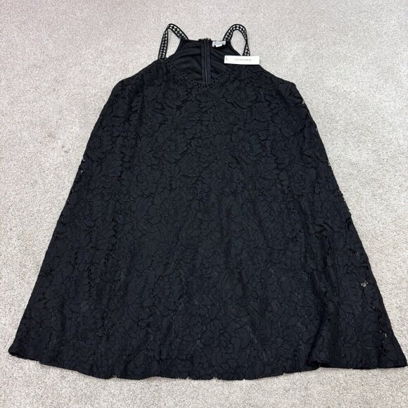 Elegant Black Lace Dress - Picture 1 of 12